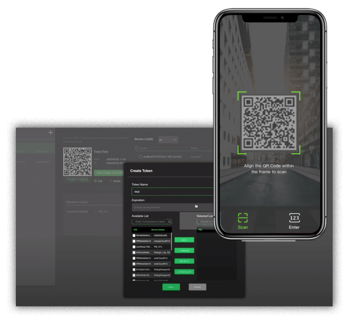 Streamer escaneando el código QR de Tango Web mediante la app móvil BoarCast