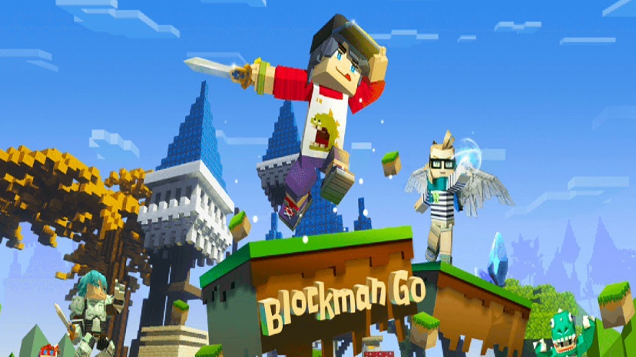 A Blockman Go Bedwars player engaging in close-range PvP combat on floating islands