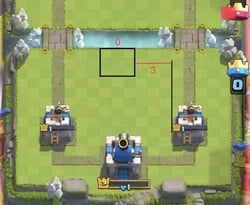 Rozmieszczenie jednostek w obronie z dala od Crown Towers w Clash Royale